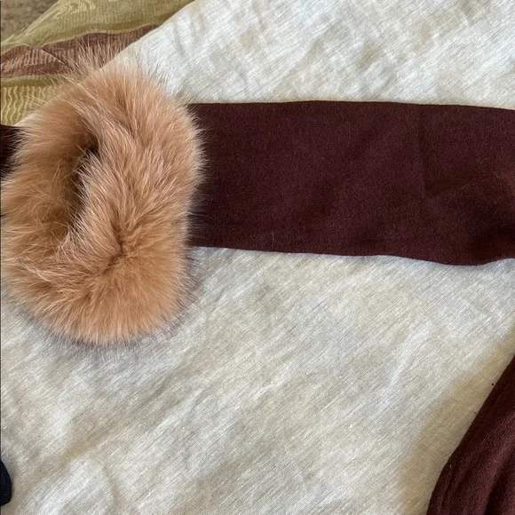 Anna Molinari Scoop Neck Sweater in Rich Mahogany - Picture 5 of 6